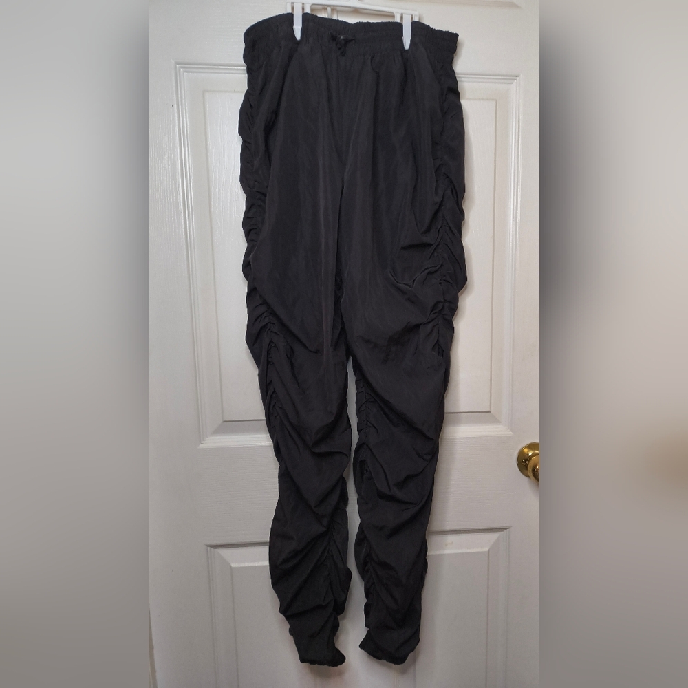 Fashion Nova Women Black Pants